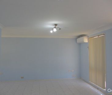 Charming Brick Veneer House - Photo 3