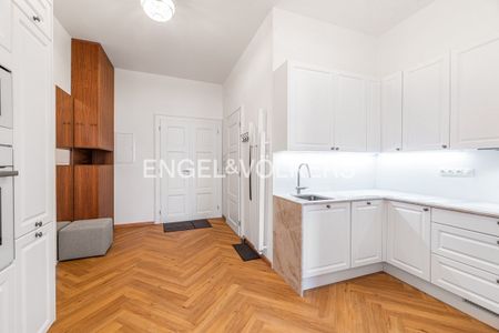 Apartment for rent, 3+kk - 2 bedrooms, 68m - Photo 2