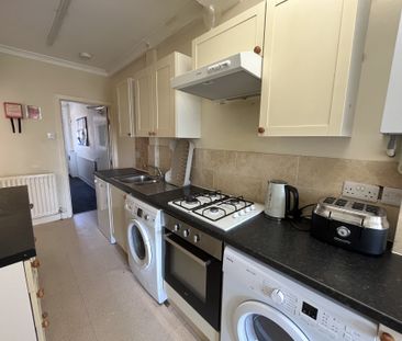 5 bed house to rent in Cardigan Road, BH9 - Photo 6