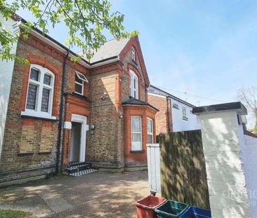 Parkside Road, Hounslow, TW3 - Photo 3