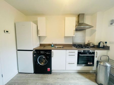 2 Bed Terraced House, Hope Street, B5 - Photo 2