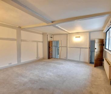 4 bedroom terraced house to rent - Photo 5