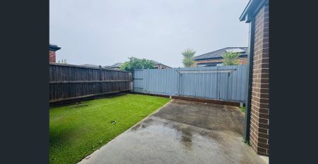 Stunning Home in Clyde North! - Photo 5