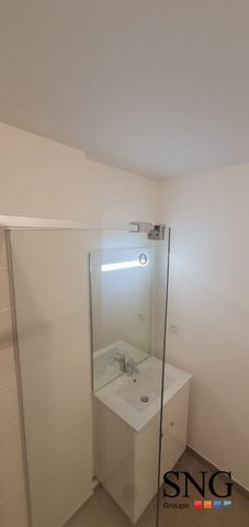 T2 AVEC LOGGIA ET PARKING - Photo 2