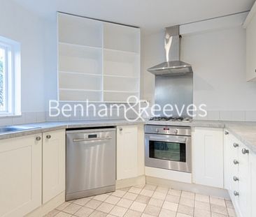 3 Bedroom house to rent in Bellgate Mews, Dartmouth Park, NW5 - Photo 2
