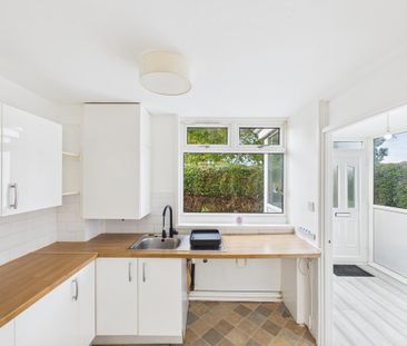 3 bedroom terraced house to rent - Photo 2
