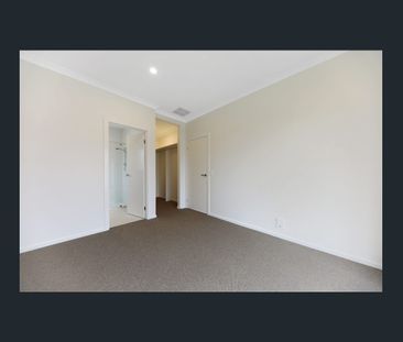 🏡 4-Bedroom House in Eynesbury - Photo 4