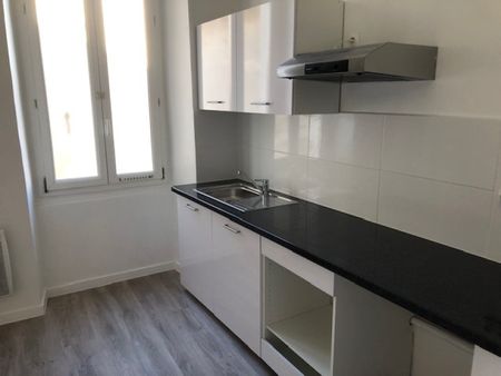 RAVISSANT TYPE 3 DE 74.42 M² AU COEUR DU 7 EME ARRONDISSEMENT - Photo 3