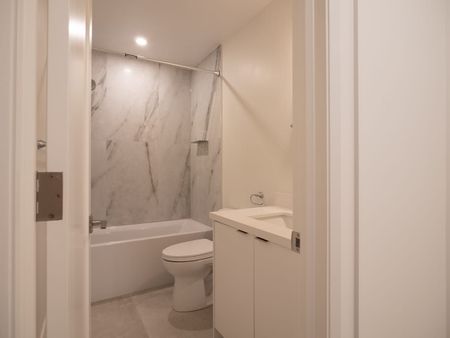 For Lease - 168 Annette Street Unit# Unit C, Toronto, Ontario - Photo 2