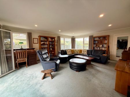 Bryndwr, 5 bedrooms - Photo 2