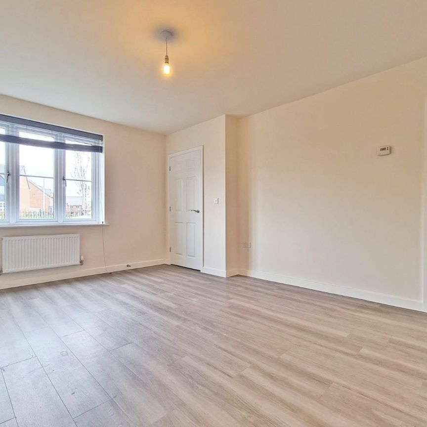 2 bed semi-detached house to rent in Floyer Grove, Shinfield, Reading, Berkshire, RG2 9UZ - Photo 1