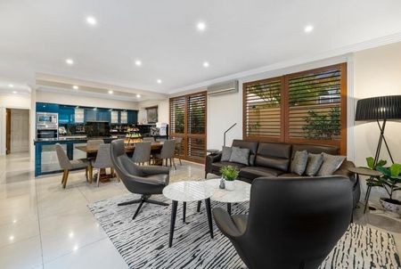 Prestigious Waterfront Residence with Pool, Pontoon & Multiple Living Zones - Photo 2