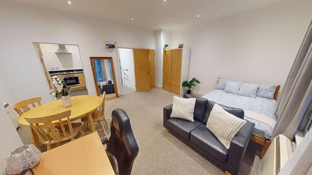 1 bedroom ground floor flat to rent - Photo 1