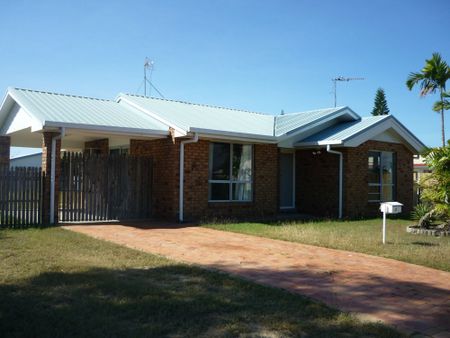 21 Doncaster Way, Mount Louisa - Photo 4