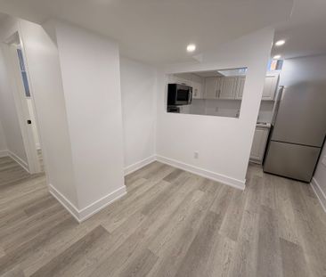 For Lease - 2129 Glenfield Road Unit# Bsmt, Oakville, Ontario - Photo 4