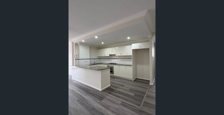 Spacious & Modern 2-Bedroom Unit – Excellent Location on Wallace Street, Blacktown - Photo 2