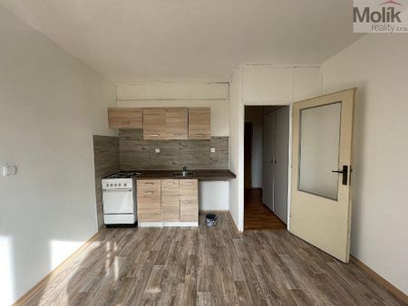 Pronájem bytu 1+1 35 m² - Photo 2