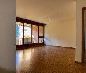Schöne 3.5-Zimmer-Mietwohnung an zentraler Lage in Pratteln - Photo 1