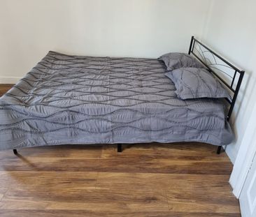 Room in a Shared House, Durham Road, E16 - Photo 1