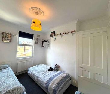 St Johns Road, Gravesend, DA12 - Photo 4