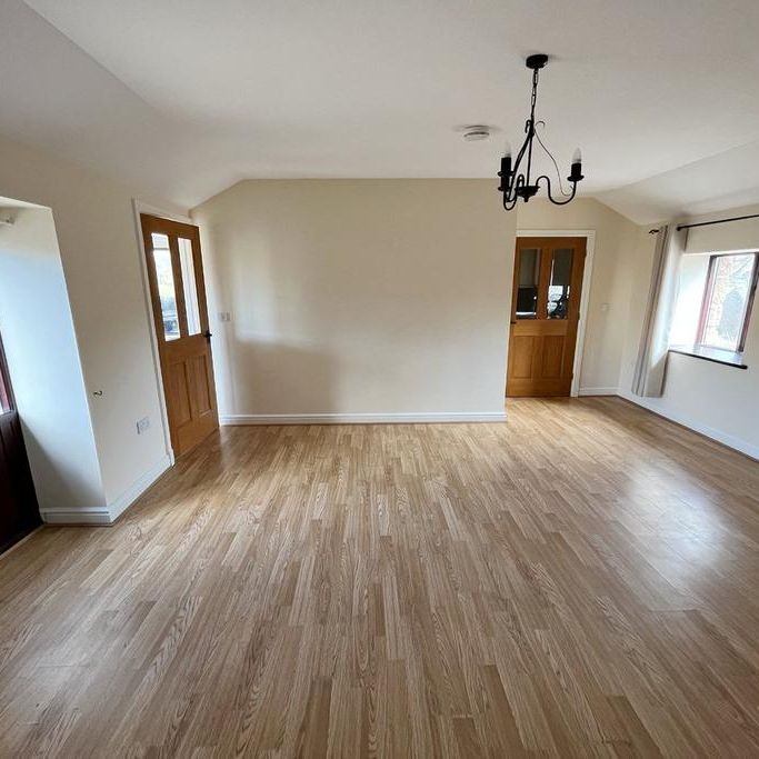 1 bedroom barn conversion to rent - Photo 1