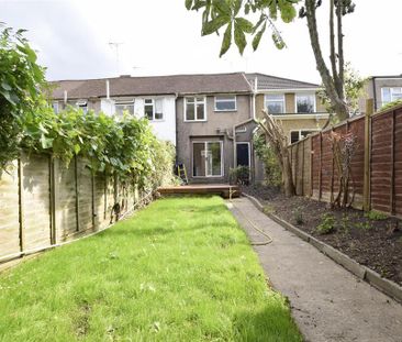 2 bedroom terraced house to rent - Photo 4