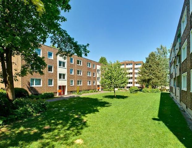 WBS Wohnung! 3-Zimmer Wohnung mit Balkon in Bielefeld Jöllenbeck - Foto 1