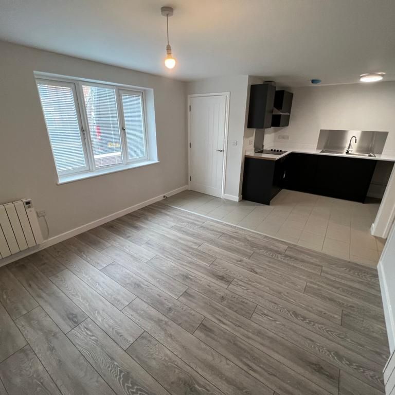 2 bedroom apartment to rent - Photo 1