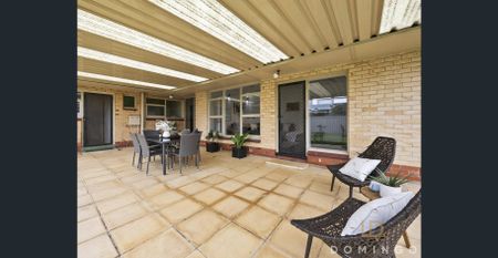 FAMILY HOME IN CONVENIENT LOCATION - Photo 2