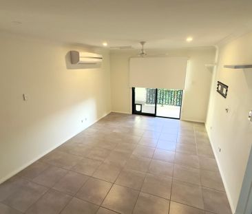 One Bedroom Townhouse in Coomera - Ready To Call Home - Photo 4