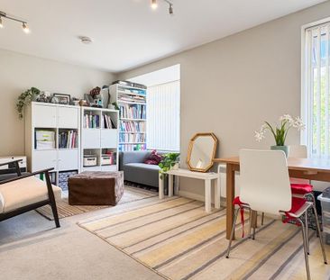 Studio to rent - Photo 5