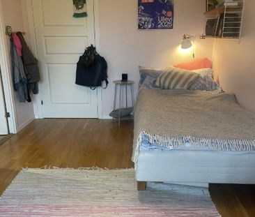 Årsta - 5rok - tillsv - 28.750kr/mån - Photo 6