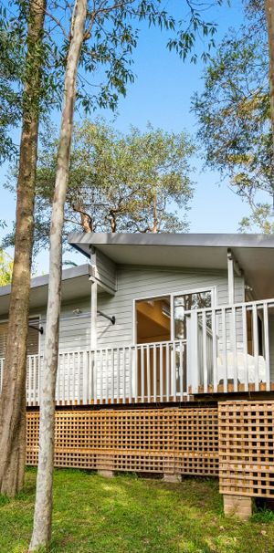 Contemporary 2 bedroom beach cottage - Photo 1