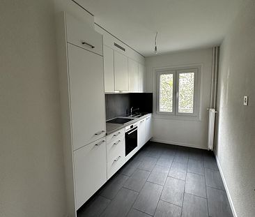 Rent a 3 rooms apartment in La Chaux-de-Fonds - Foto 1