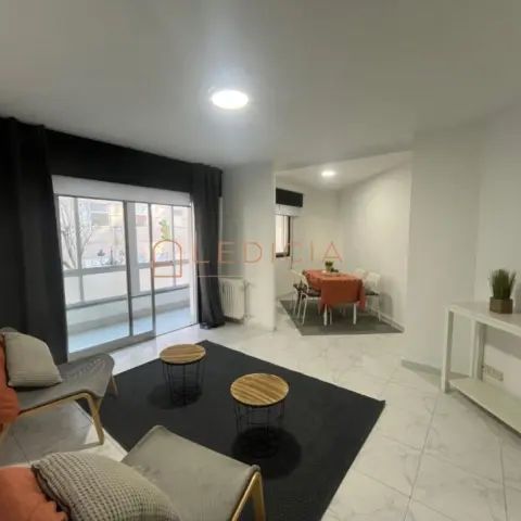 Piso en alquiler en Calle de Bolivia - Foto 1