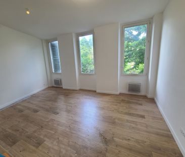 Location Appartement 2 pièces 42m² MARSEILLE 6ème - Photo 6