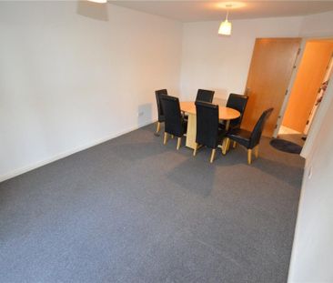 2 bedroom apartment to rent - Photo 4