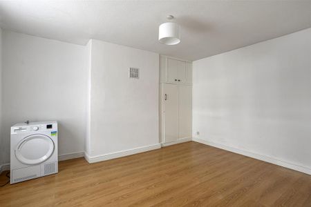 1 bedroom ground floor flat to rent - Photo 4
