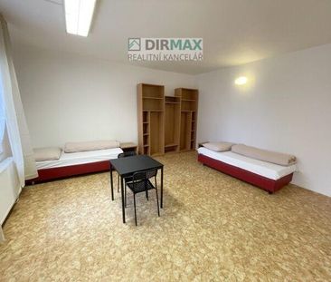 Pronájem bytu 1+1 50 m2 - Fotografie 5