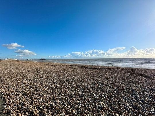 Marine Parade Worthing, BN11 - Photo 1