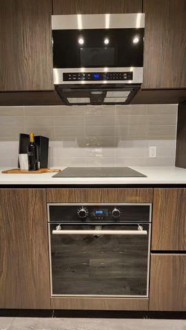 For Lease - 127 Broadway Avenue Unit# 3705, Toronto, Ontario - Photo 4