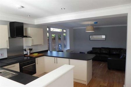 Reading Road, Pangbourne, Reading, RG8 - Photo 3