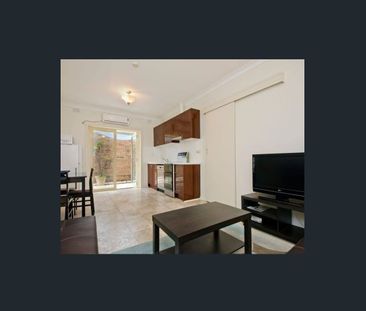 Furnished 3 bedroom Unit - Photo 5