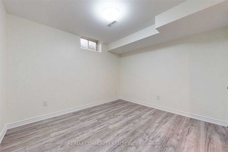 For Lease - 16 Litner Crescent Unit# Basement, Georgina, Ontario - Photo 5