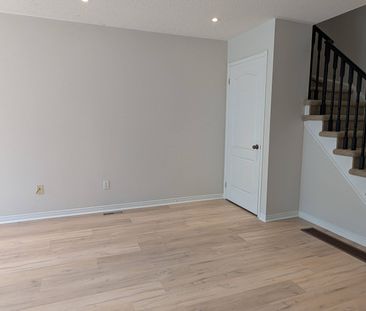 For Lease - 19 Skeens Lane Unit# 2, Toronto, Ontario - Photo 4