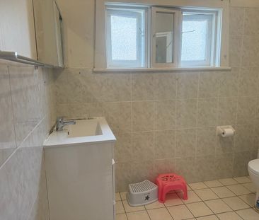 House for rent - Photo 5