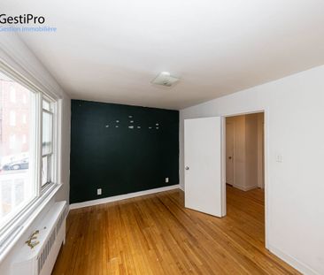 630 Chouinard - Photo 1