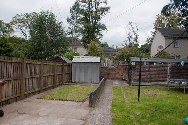 3 bedroom flat to rent - Photo 1