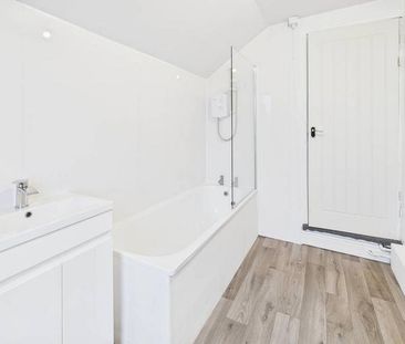 2 bedroom terraced house to rent - Photo 6