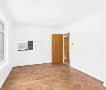4 bedroom detached house to rent - Photo 2